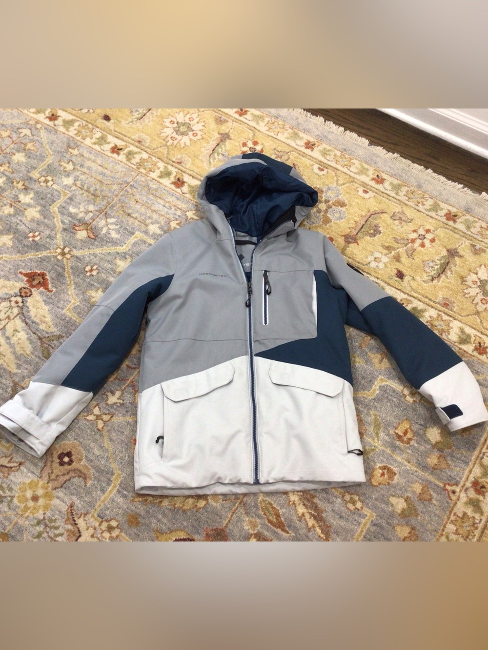Teen Obermeyer Ski Jacket in Light Gray & Navy